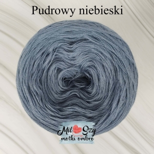 pudrowy niebieski